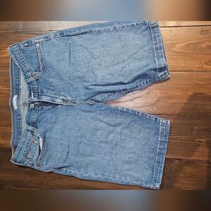 3/20.00. Levis red tab longer style shorts.